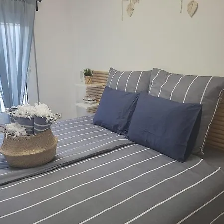 Casa A Pie De Playa En Playamar * Torremolinos