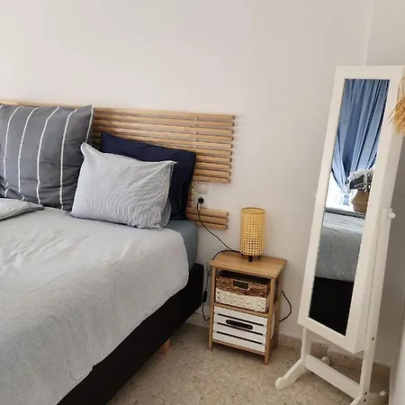 Casa A Pie De Playa En Playamar * Torremolinos