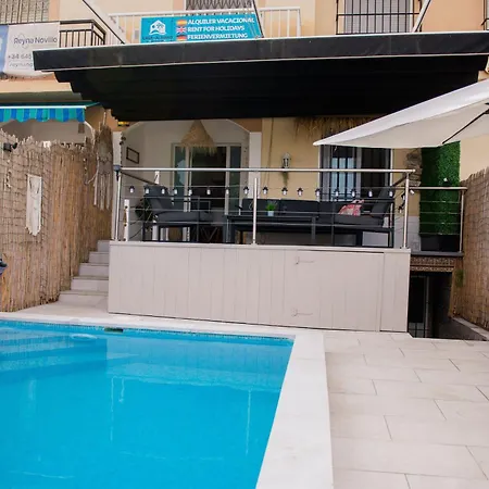 Casa A Pie De Playa En Playamar * Torremolinos